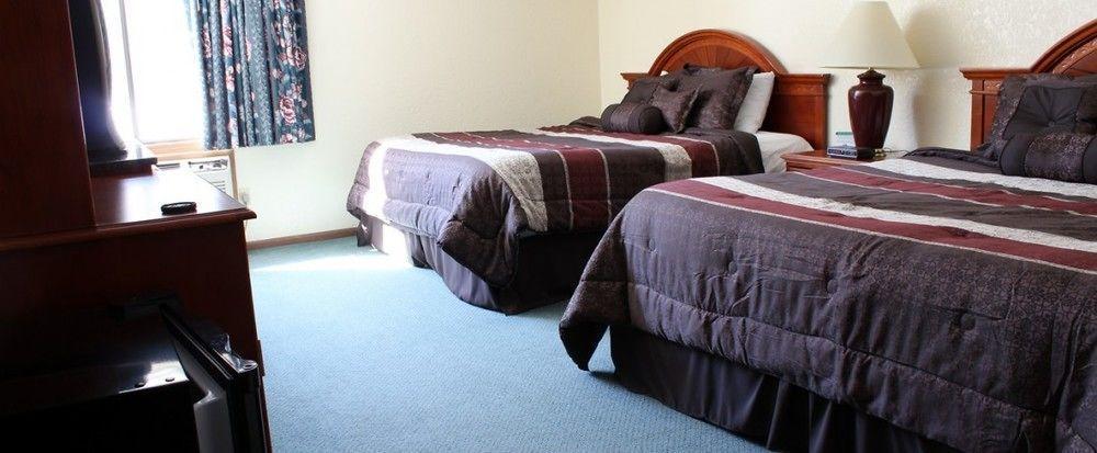 Shawano Four Seasons Resort Экстерьер фото