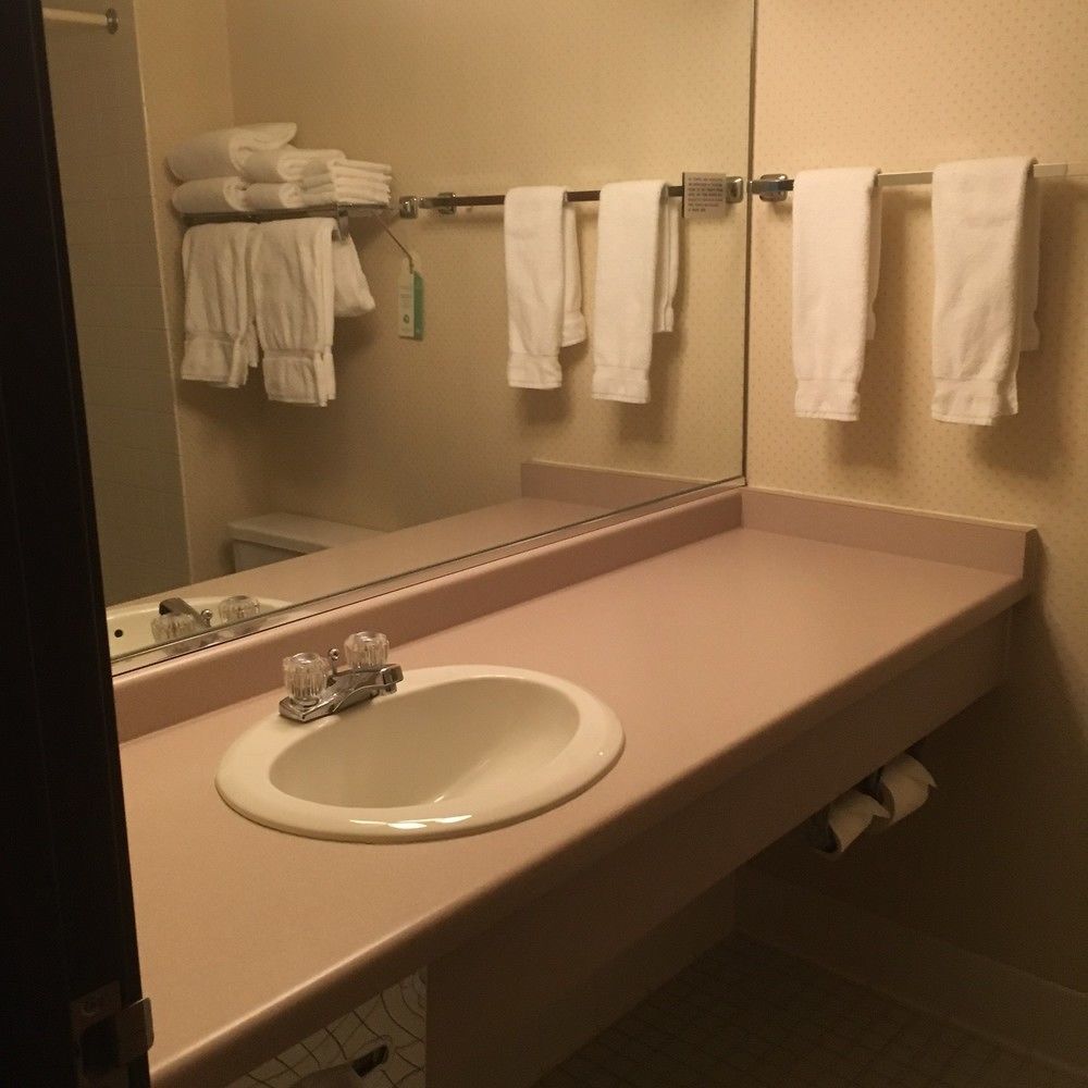 Shawano Four Seasons Resort Экстерьер фото