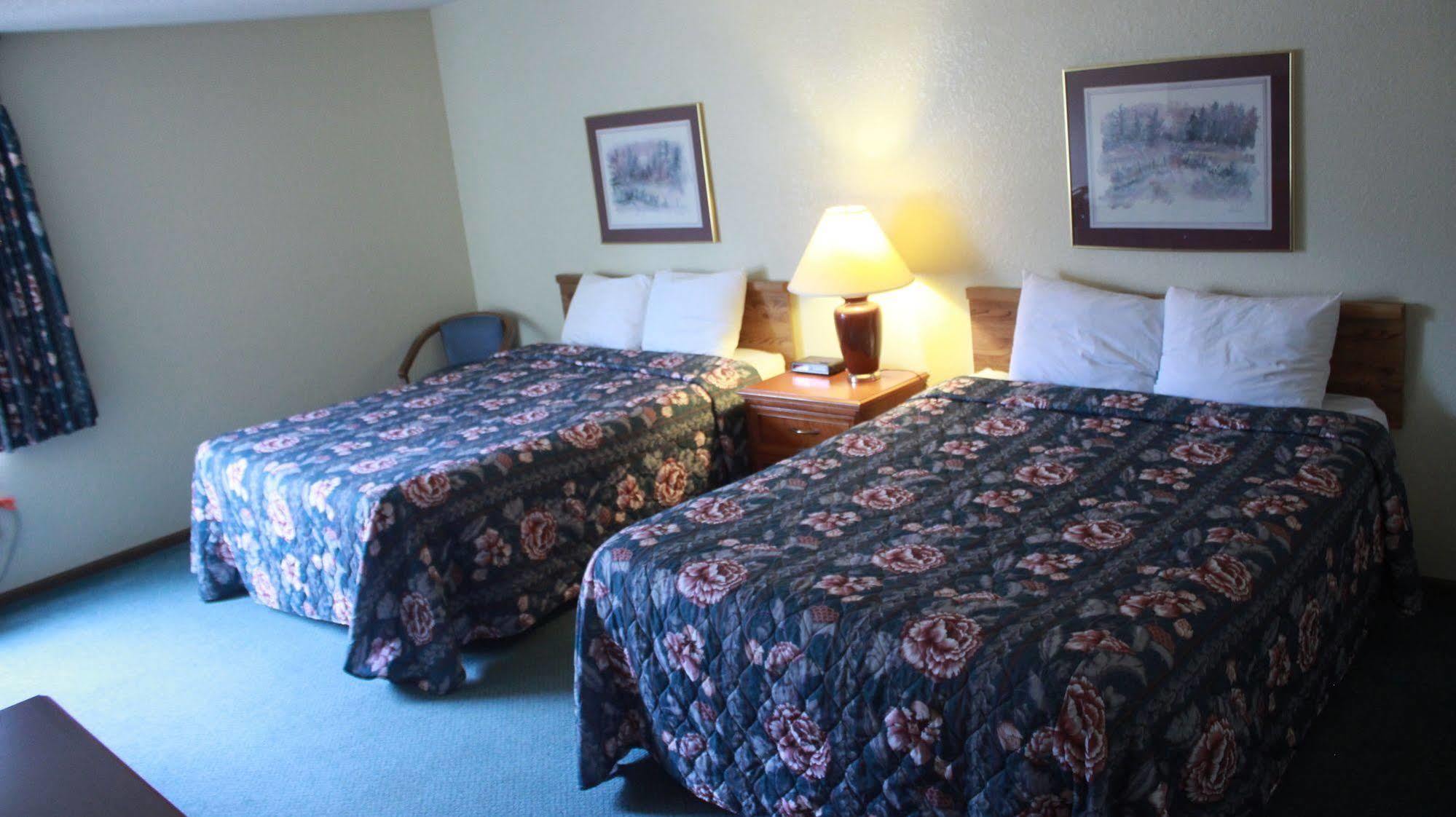 Shawano Four Seasons Resort Экстерьер фото