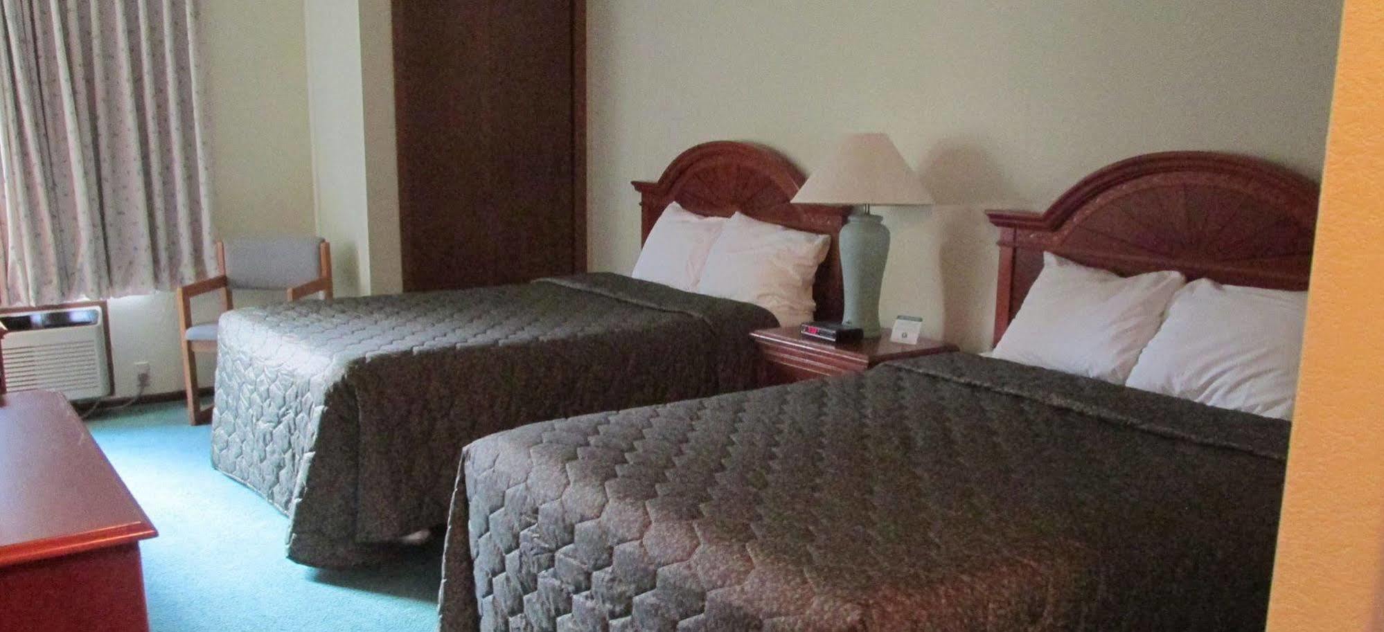 Shawano Four Seasons Resort Экстерьер фото